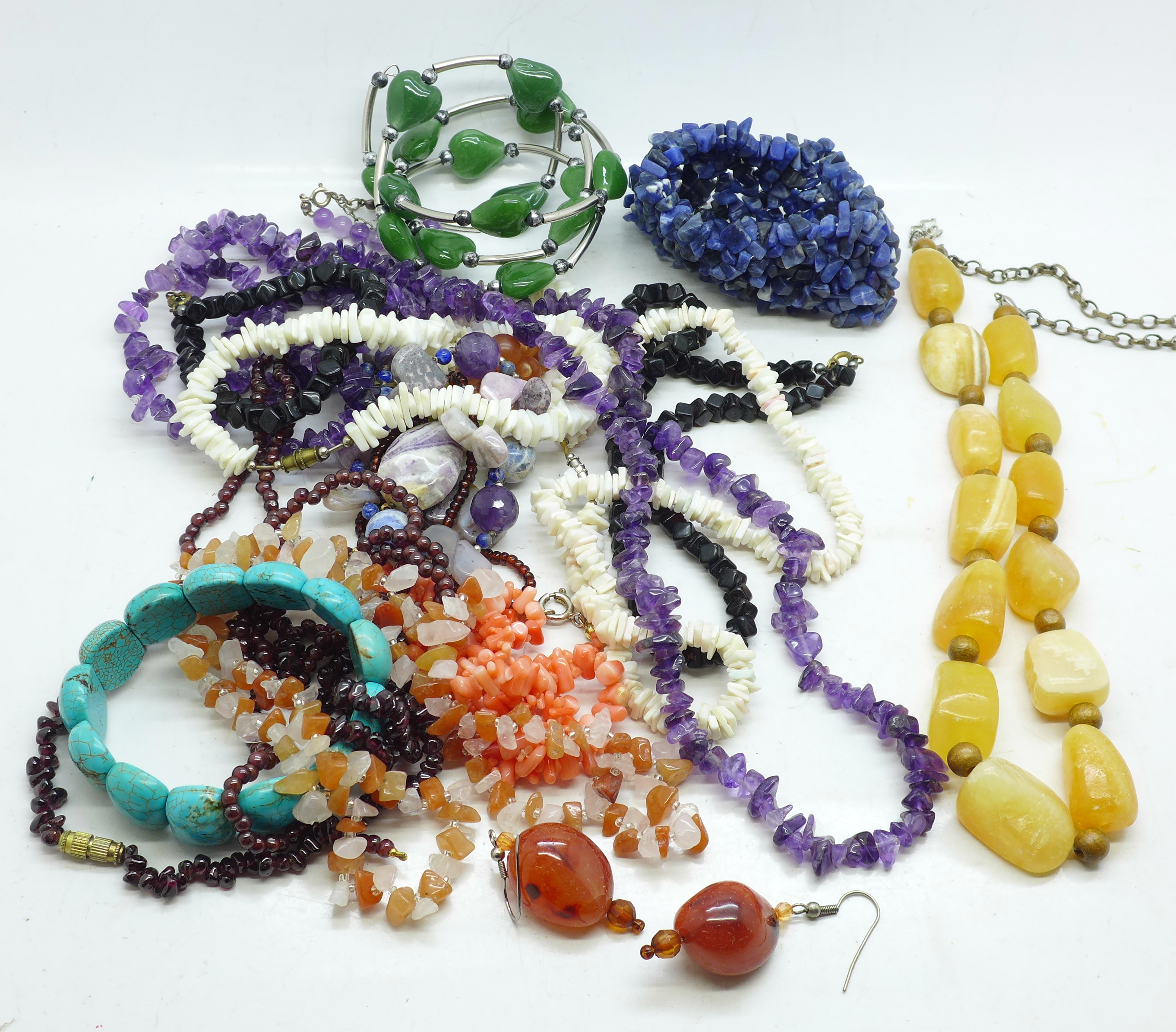 Gemstone set jewellery