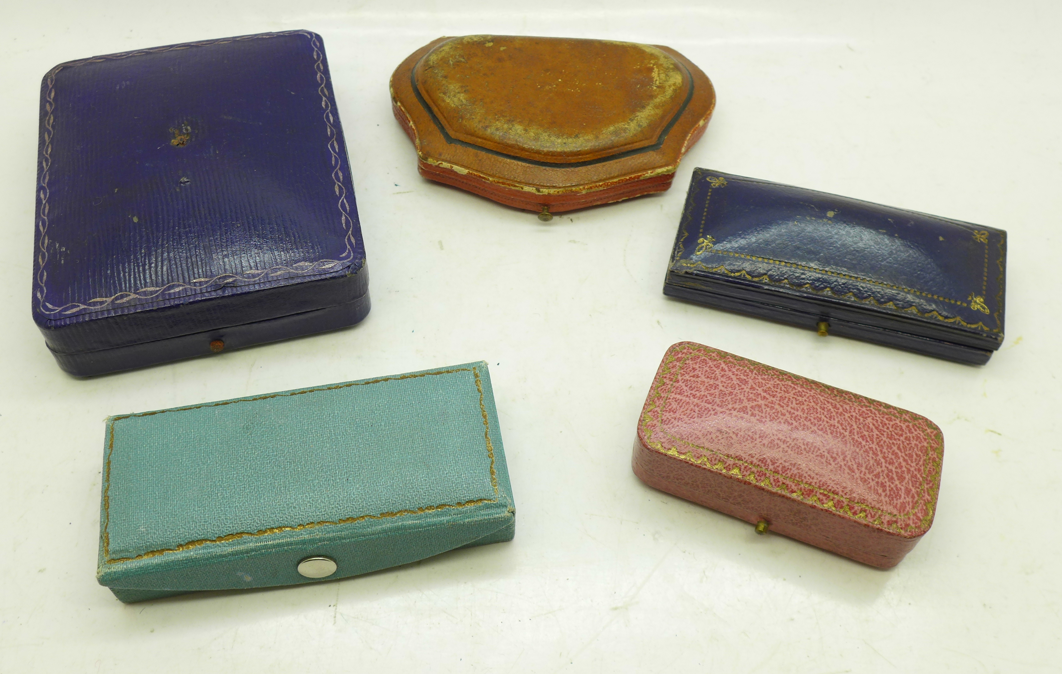 Five vintage jewellery boxes - Image 2 of 2