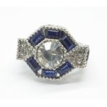 An Art Deco style cluster dress ring, L