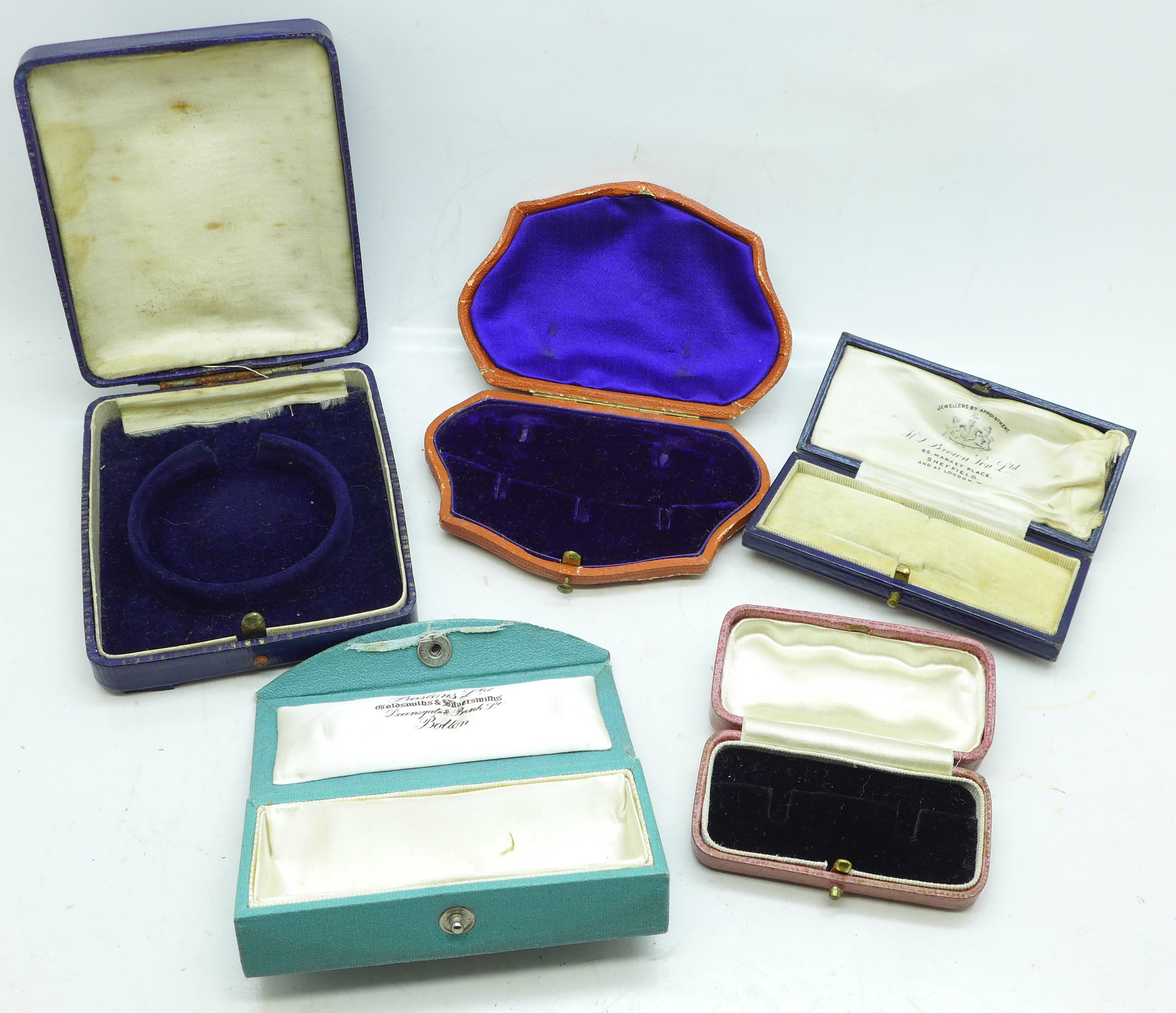 Five vintage jewellery boxes