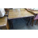 A Victorian mahogany dining table