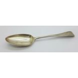 A George III silver spoon by Samuel Godbehere & Edward Wigan, London 1791, 60.6g