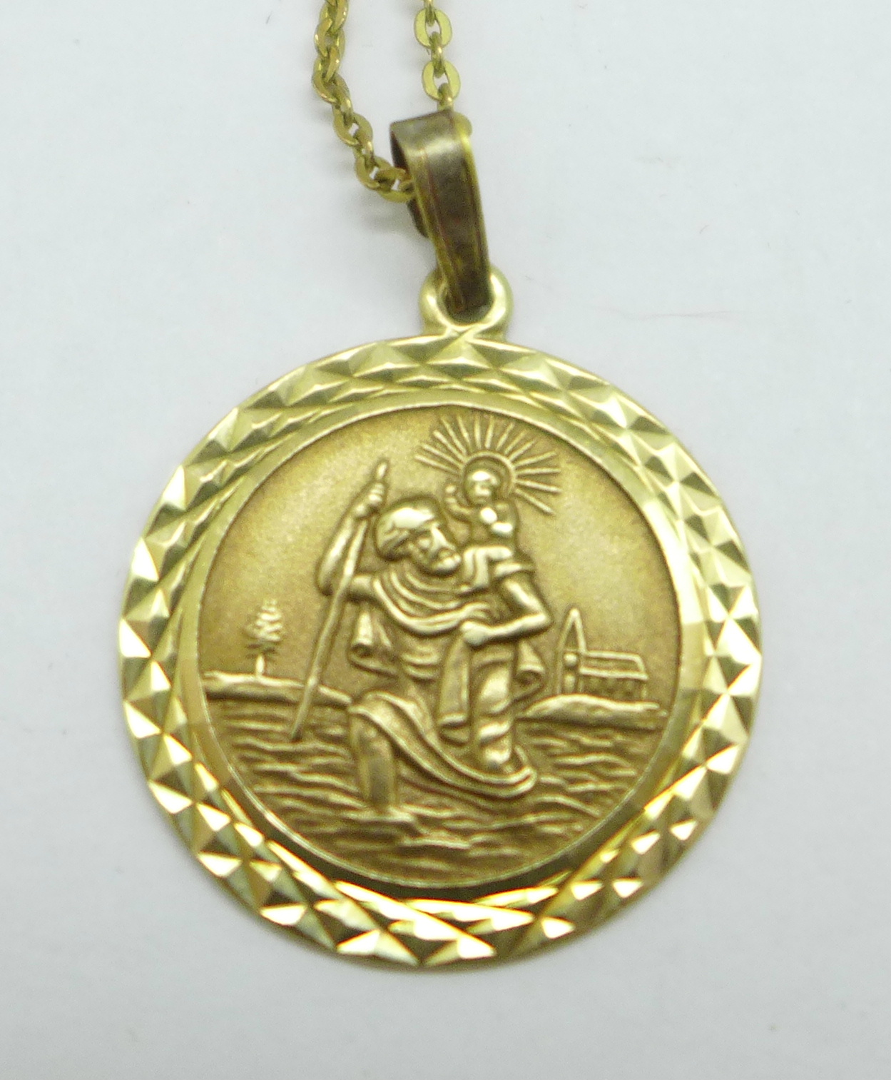 A 9ct gold St. Christopher pendant and chain, 2.5g, chain 41cm - Bild 2 aus 2