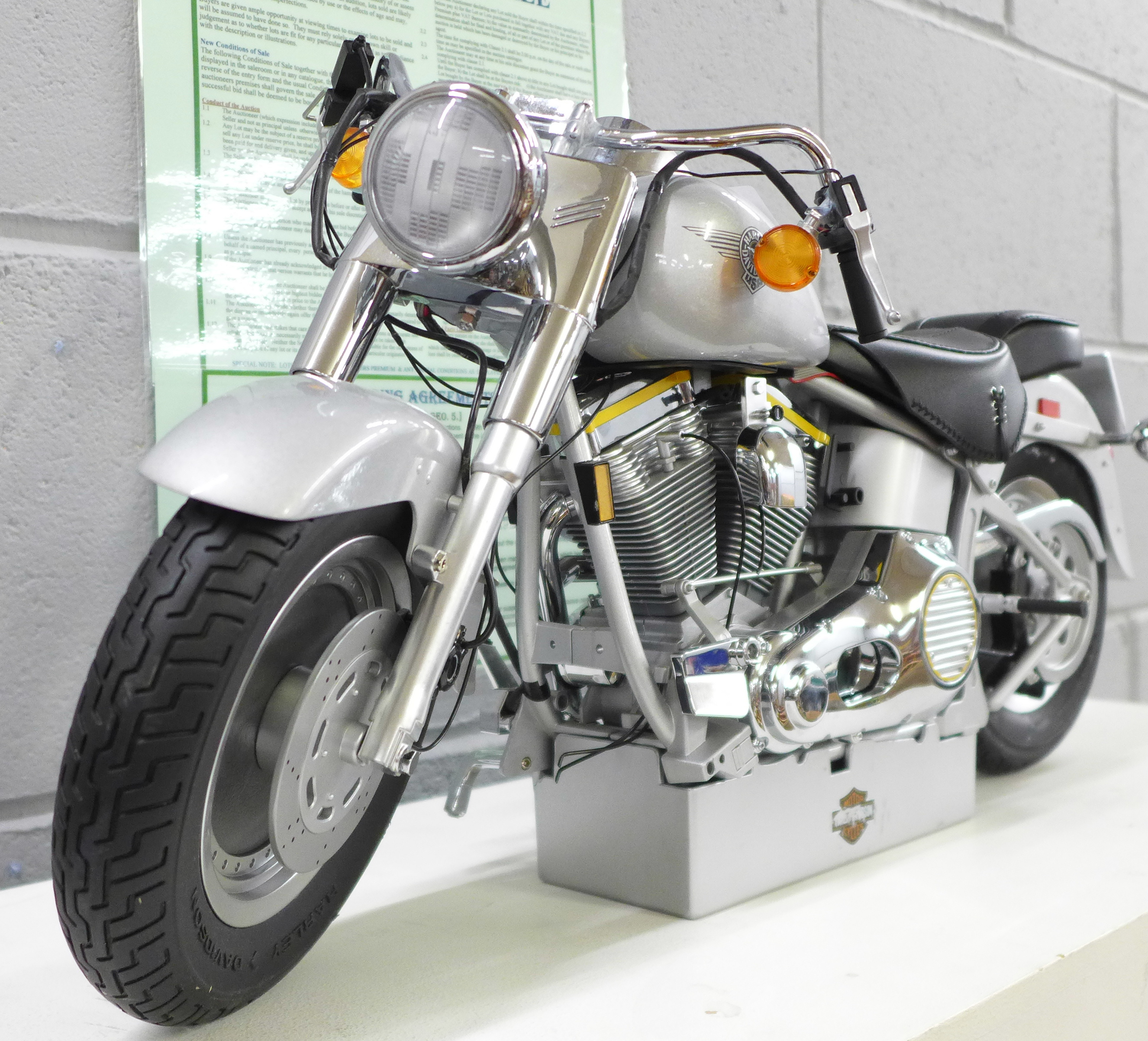 A large DeAgostini model of a Harley-Davidson FLSTF Fatboy 1:4 scale motor bike, with box, a/f, 59cm - Image 2 of 8