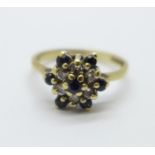A 9ct gold cluster ring, 2.8g, P