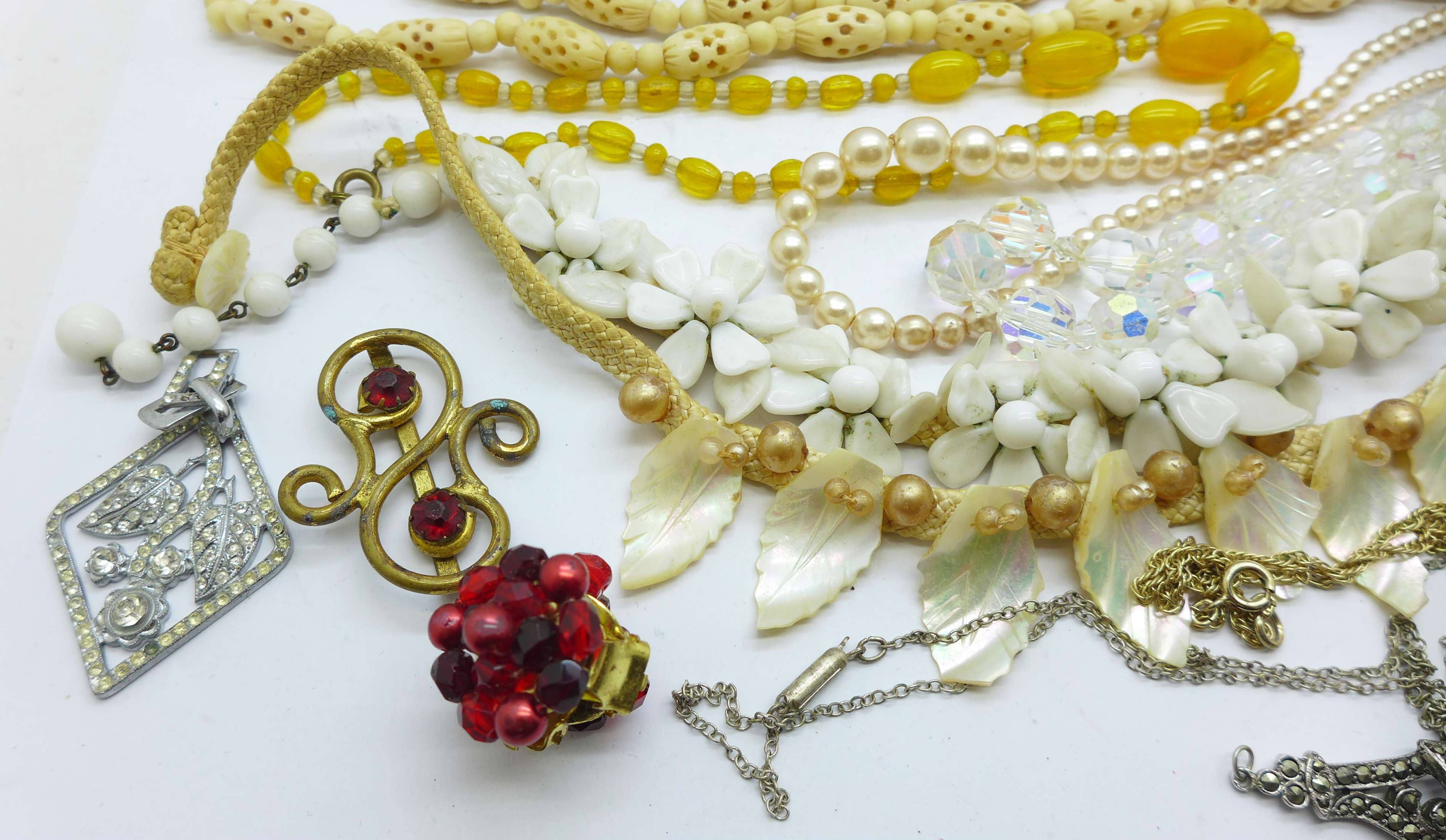 Vintage costume jewellery - Bild 2 aus 5