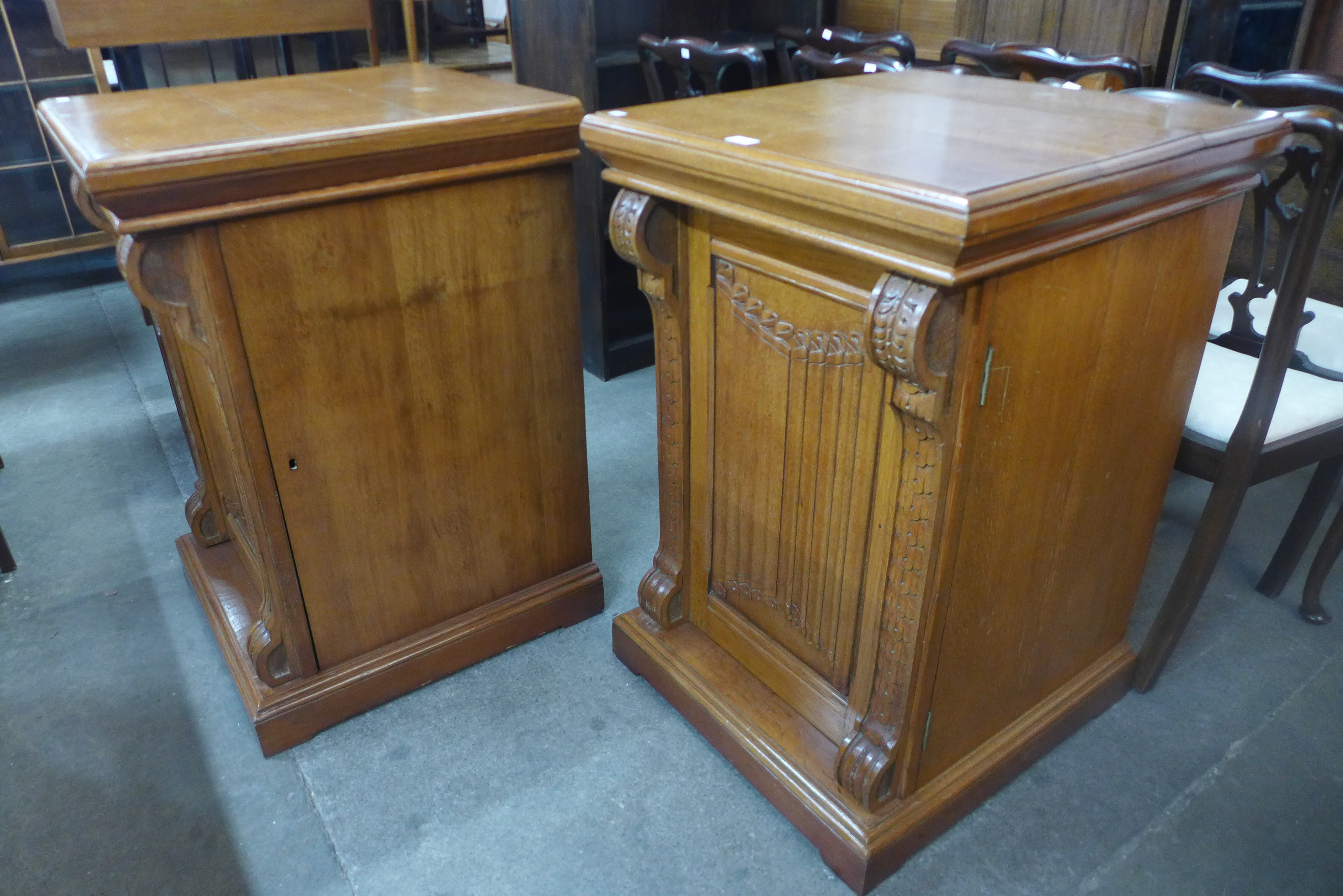 A pair of Victorian oak pedestal cabinets, 96cms h, 64cms w, 66cms d - Image 4 of 4