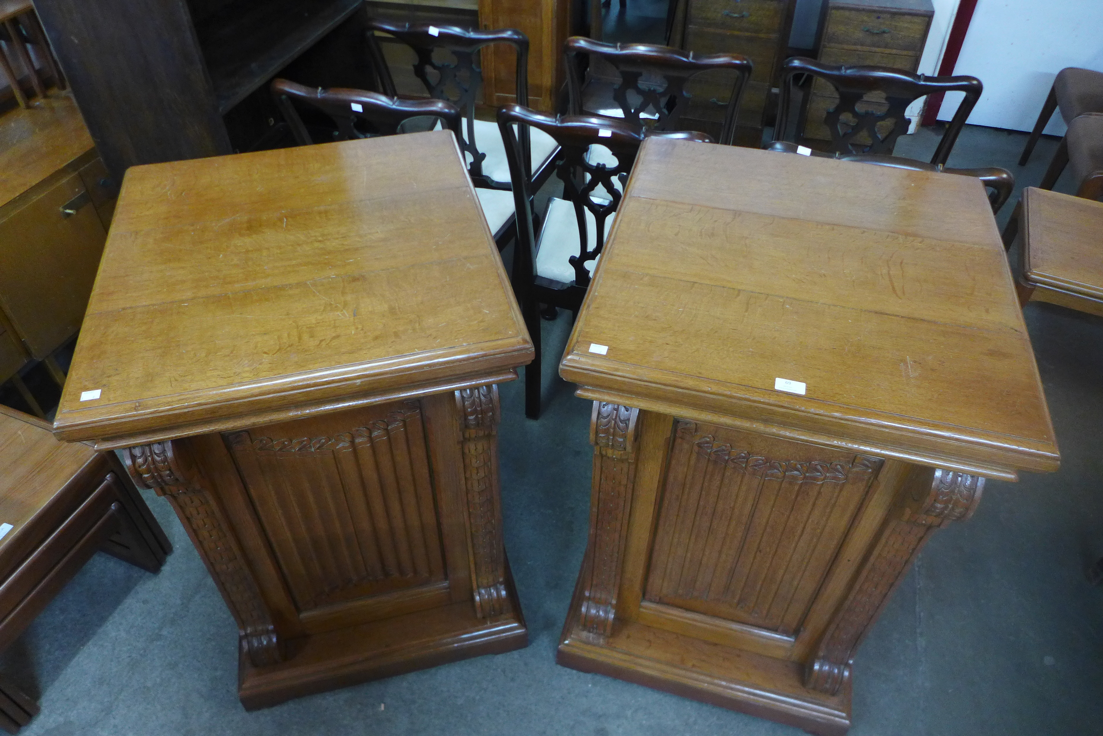 A pair of Victorian oak pedestal cabinets, 96cms h, 64cms w, 66cms d - Image 3 of 4