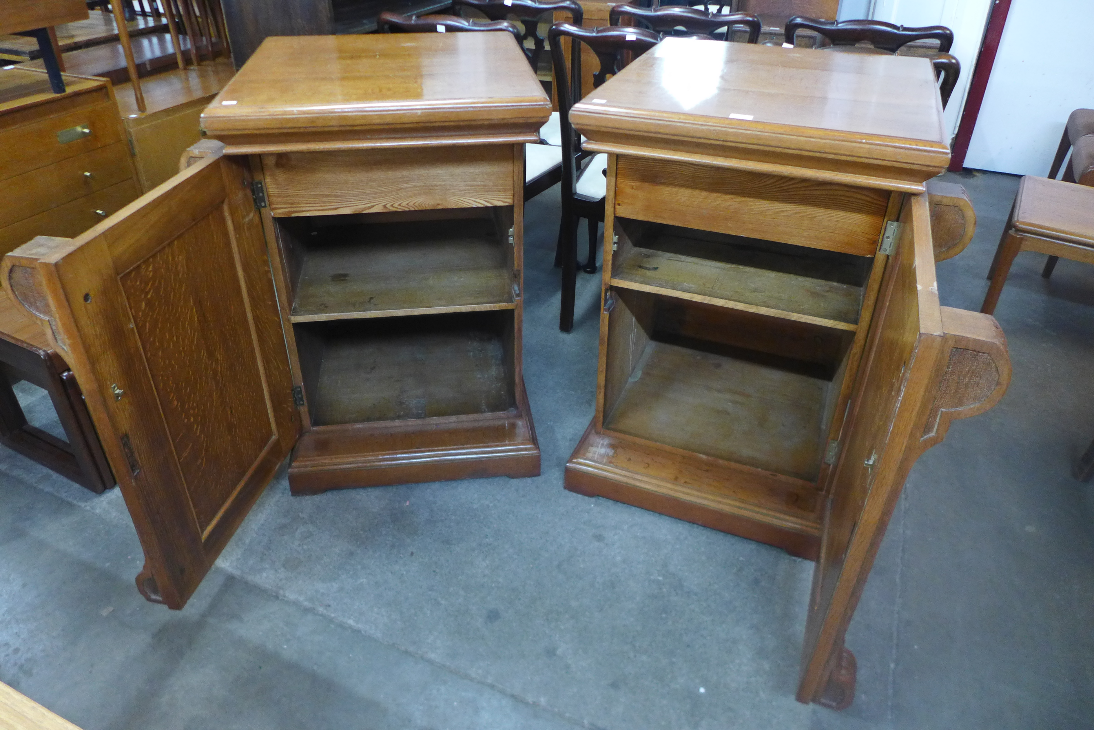 A pair of Victorian oak pedestal cabinets, 96cms h, 64cms w, 66cms d - Image 2 of 4