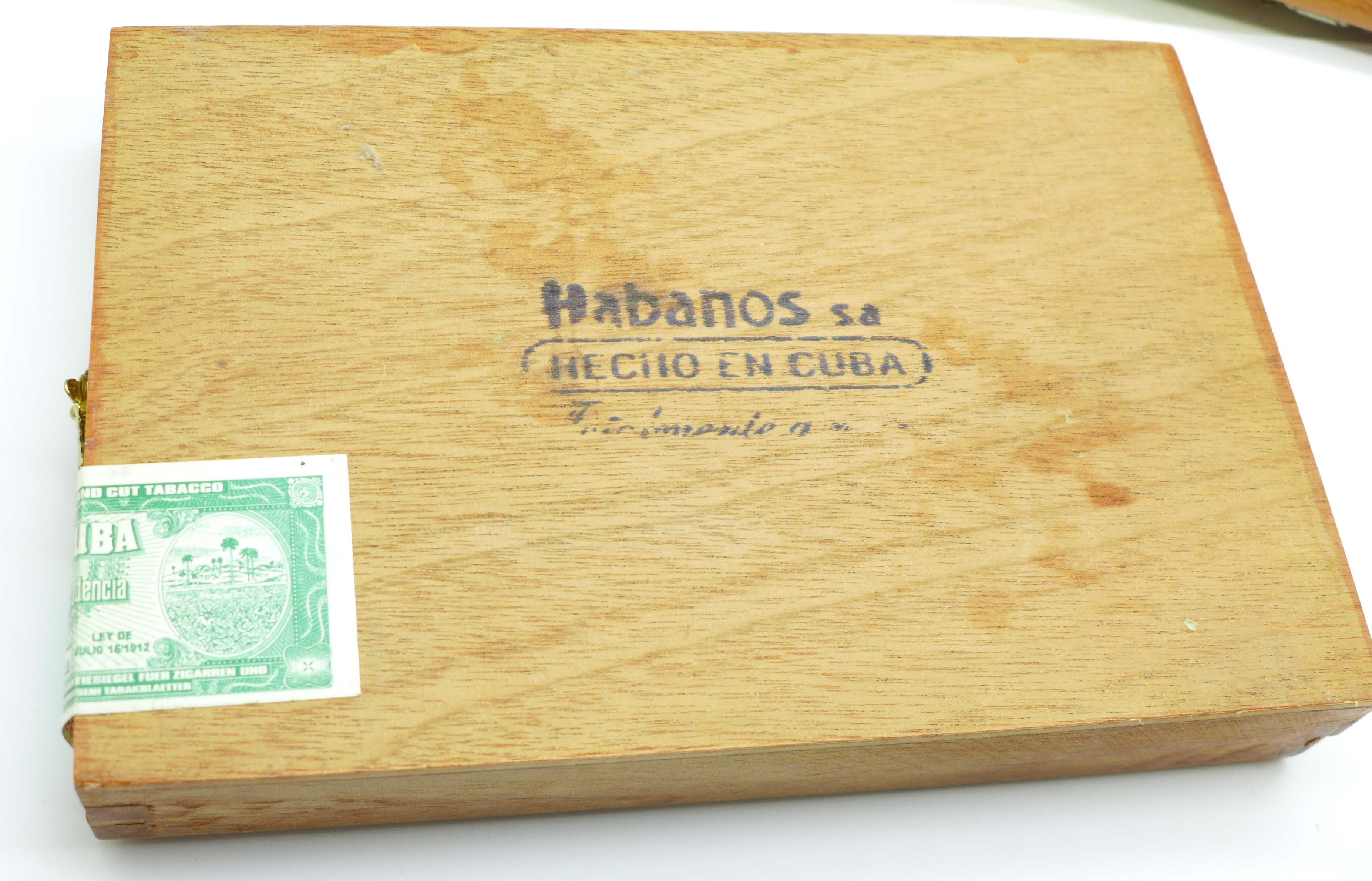Two boxes of Cuban cigars, one box of five Cuba Selectos, sealed, and one opened box with four - Image 4 of 9