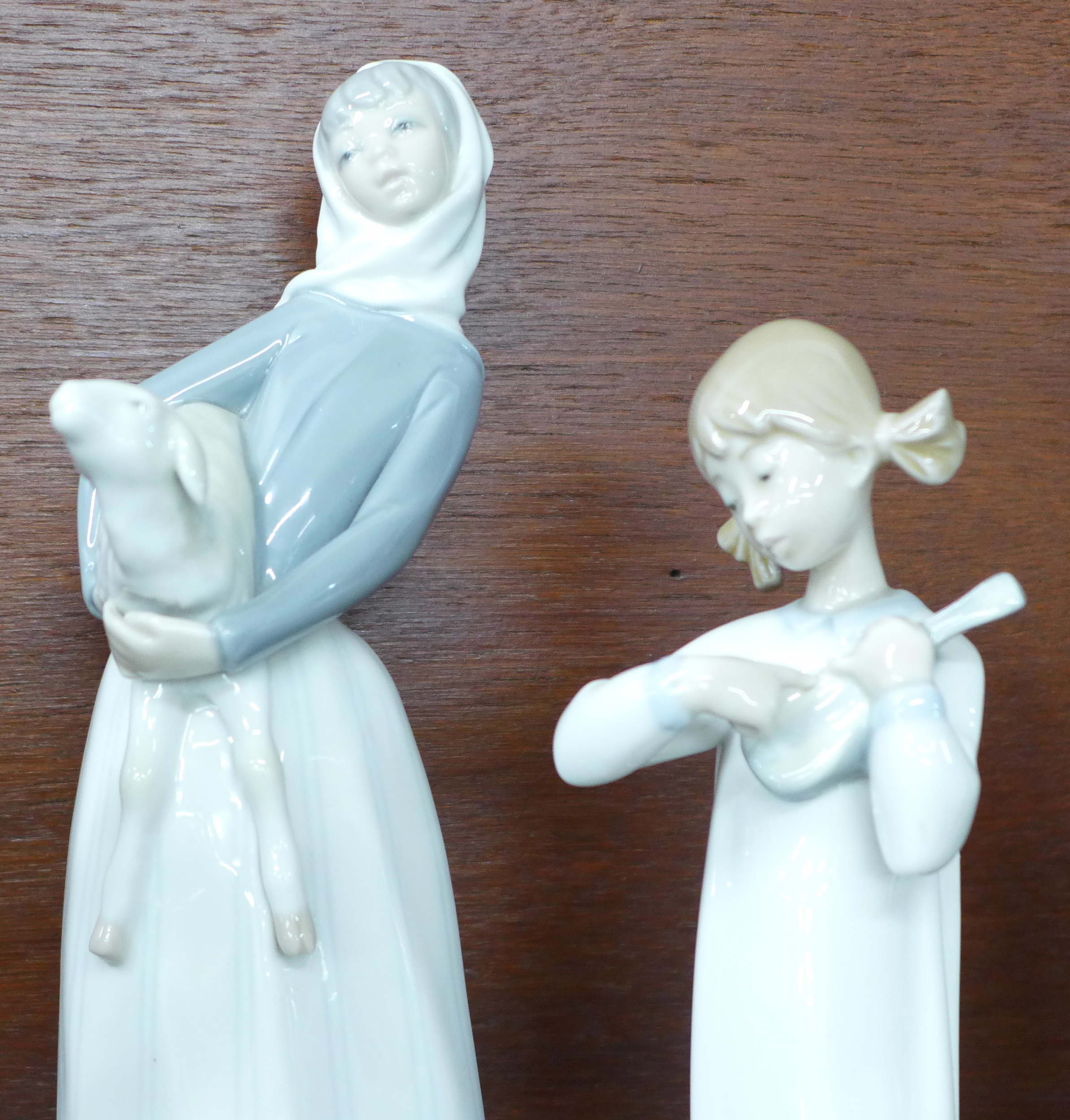 Five Lladro figures, Girl with Milk Pail, model no. 4682 by Vicente Martinez, 23.5cm, Girl with - Image 3 of 4