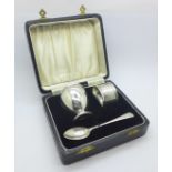 A silver christening set by Sanders & Mackenzie, 58g, cased