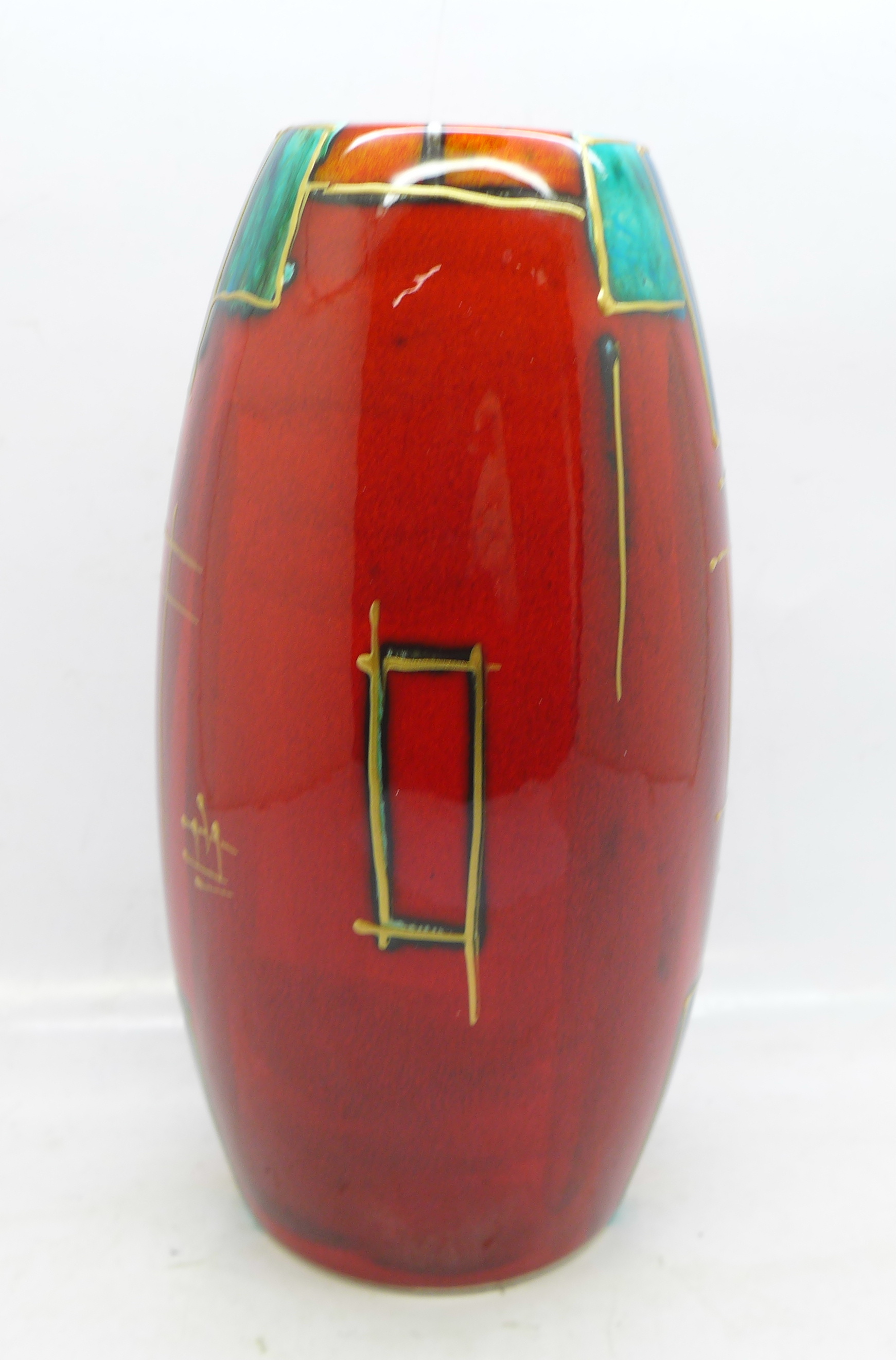 An Anita Harris Skittle vase, Deco design, 18cm, signed in gold on the base - Image 2 of 4