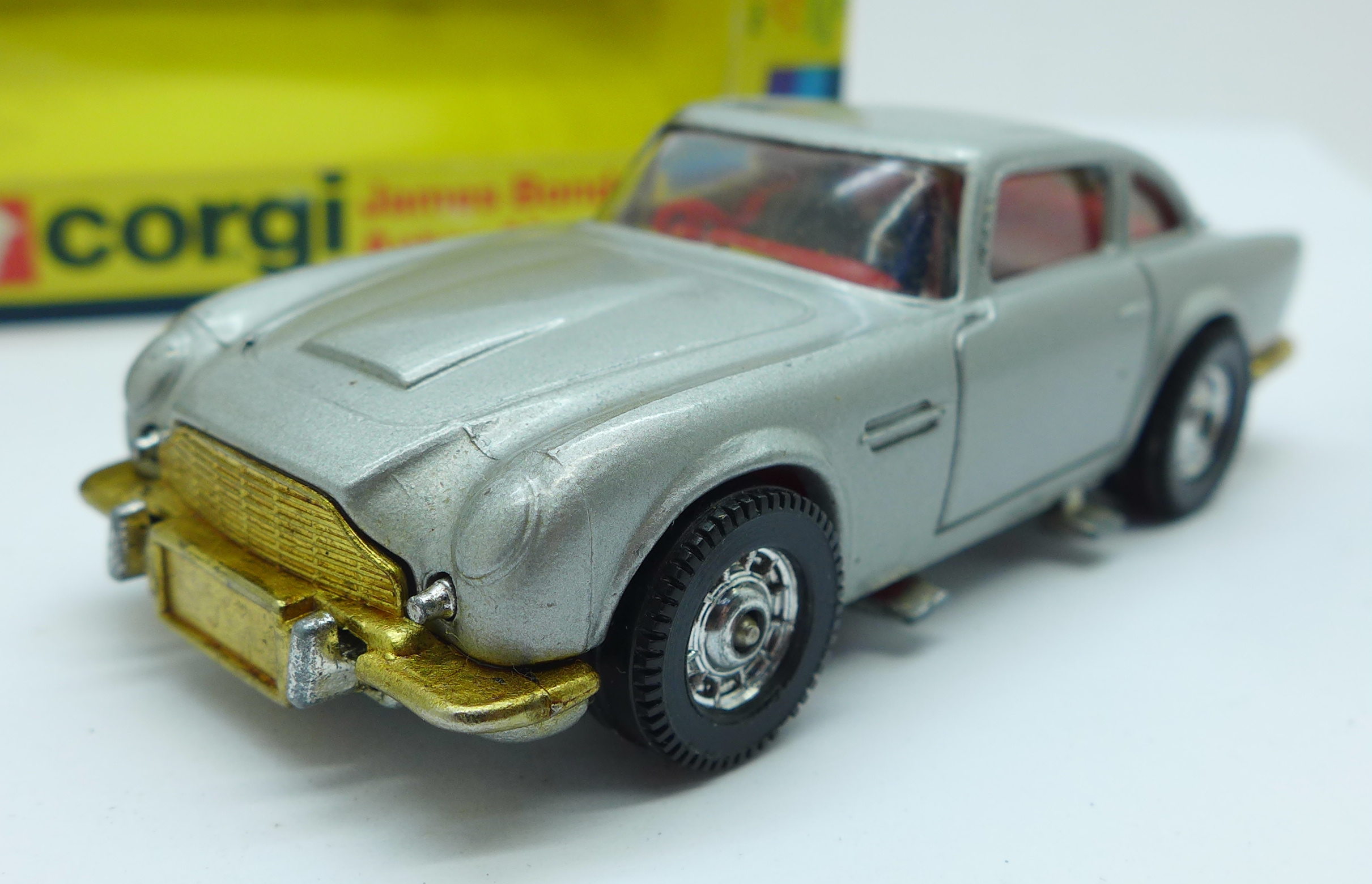 A Corgi Toys no.270 James Bond 007 Aston Martin, boxed - Image 5 of 7