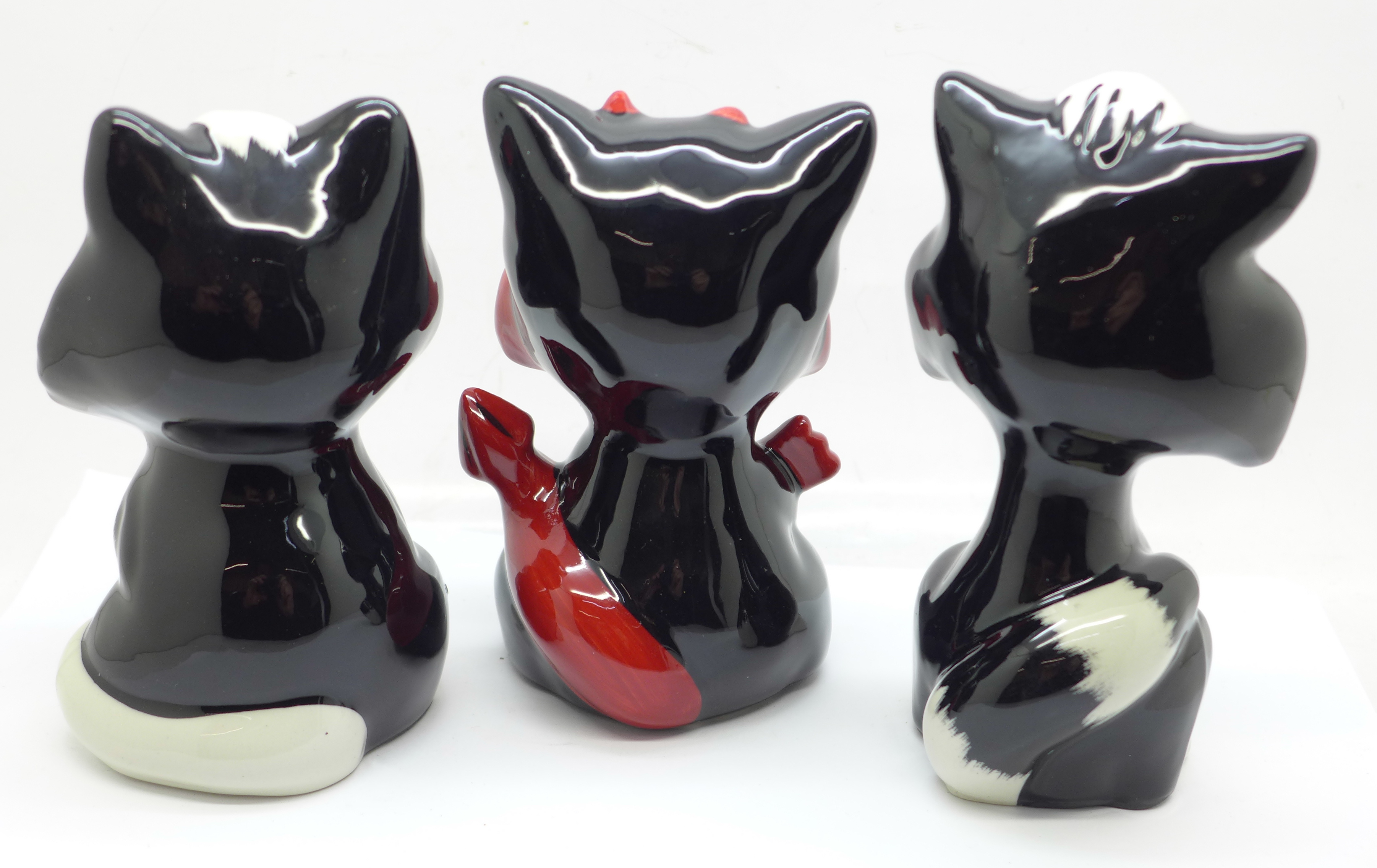 Three Lorna Bailey cat figures, Tex the Cat, 12.5cm, Doza the Cat, 13.5cm and Mephisto Devil Cat, - Image 2 of 3