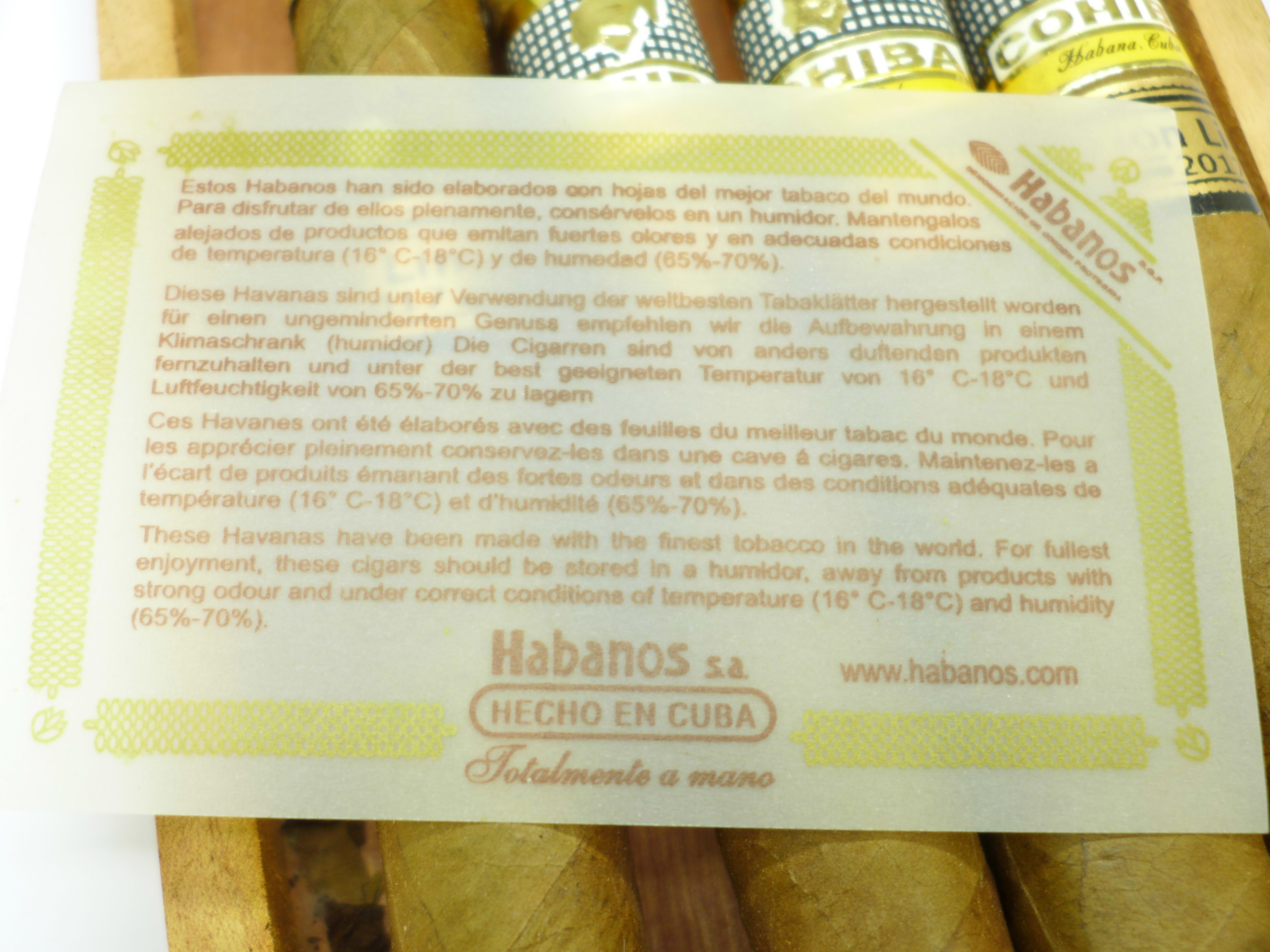 Two boxes of Cuban cigars, one box of five Cuba Selectos, sealed, and one opened box with four - Image 8 of 9