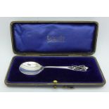 A cased silver Christening spoon, London 1942, 21g