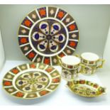 Five items of Royal Crown Derby 1128 pattern china, a 27cm plate (XLII), a 21.5cm plate (XLIII), two