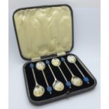 A cased set of six silver coffee bean spoons, 56g