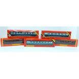 Five Hornby Railways 00 gauge model coaches; R.474, R.475, R.439, R.924 and R.922, boxed
