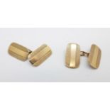 A pair of 9ct gold cufflinks, 6.1g