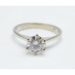 An 18ct white gold and moissanite solitaire ring, 3g, Q, 1ct weight, (6.5mm)