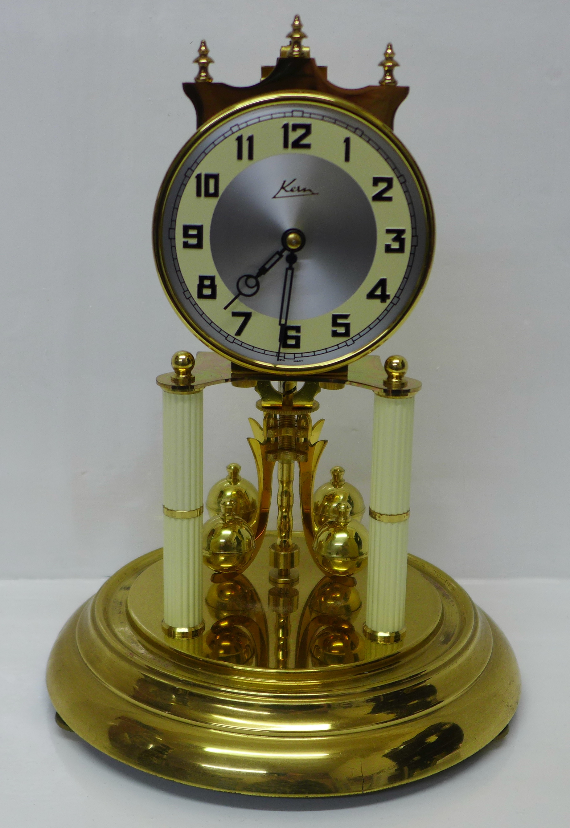 A Kern anniversary clock, with key and original outer packaging box - Image 2 of 7