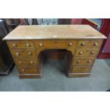 A Victorian mahogany kneehole desk, 77cms h, 126cms w, 54cms d