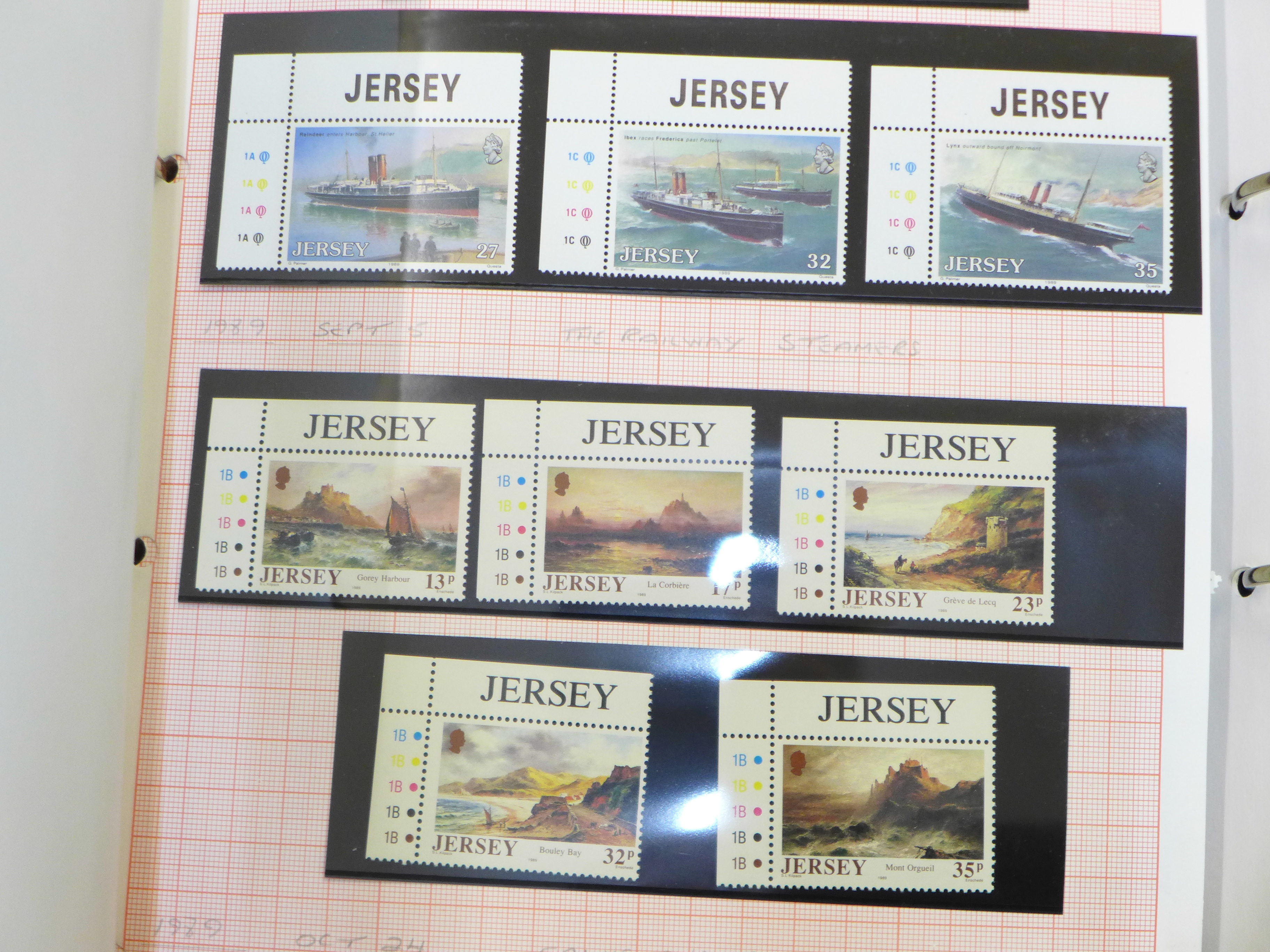 Stamps; two folders with GB commemoratives and one folder of Jersey commemoratives - Bild 11 aus 28