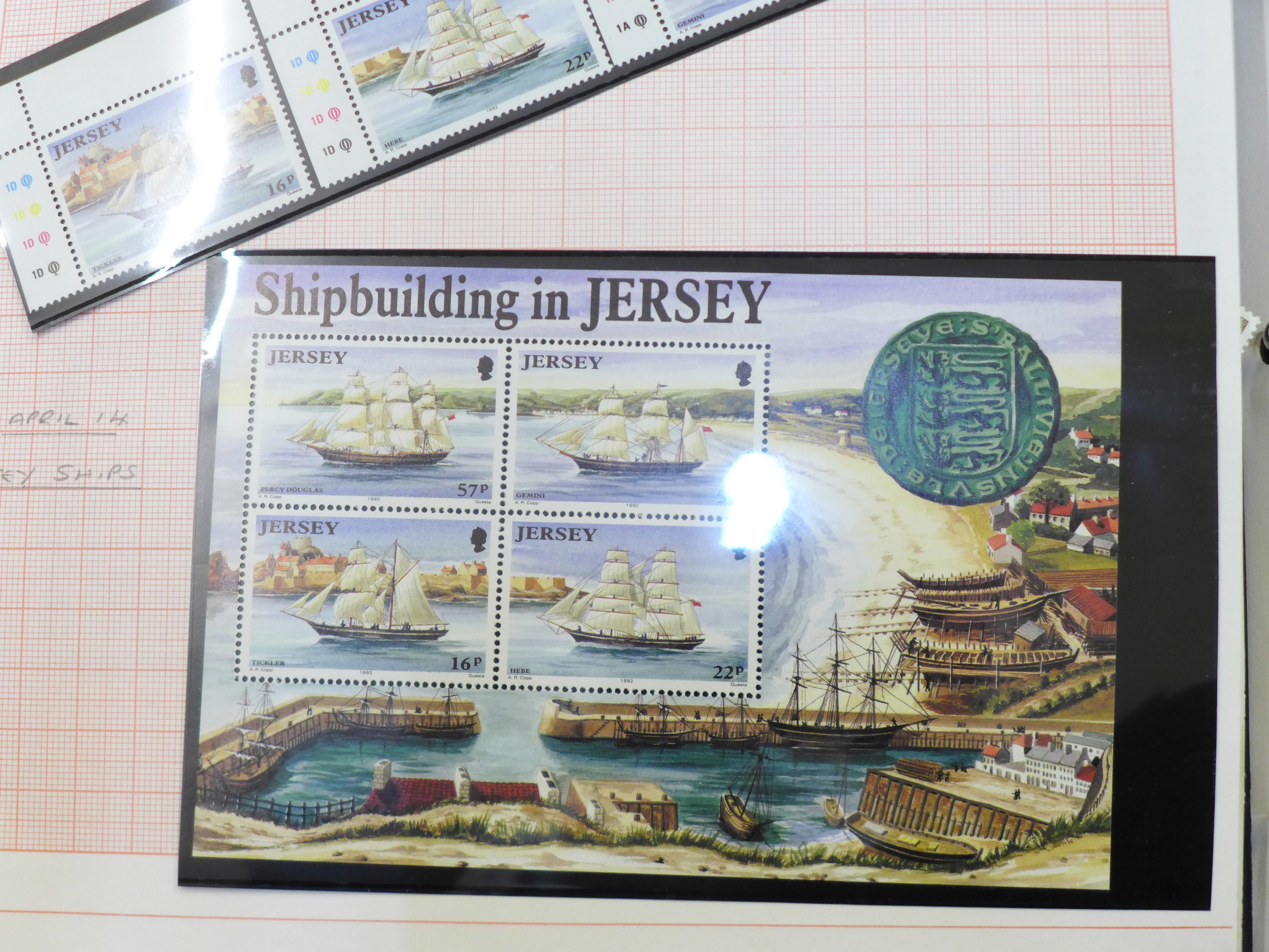 Stamps; two folders with GB commemoratives and one folder of Jersey commemoratives - Bild 2 aus 28