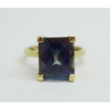 A 9ct gold and chequerboard cut mystic topaz ring, 3.9g, N, stone approximately 11.5mm x 10mm