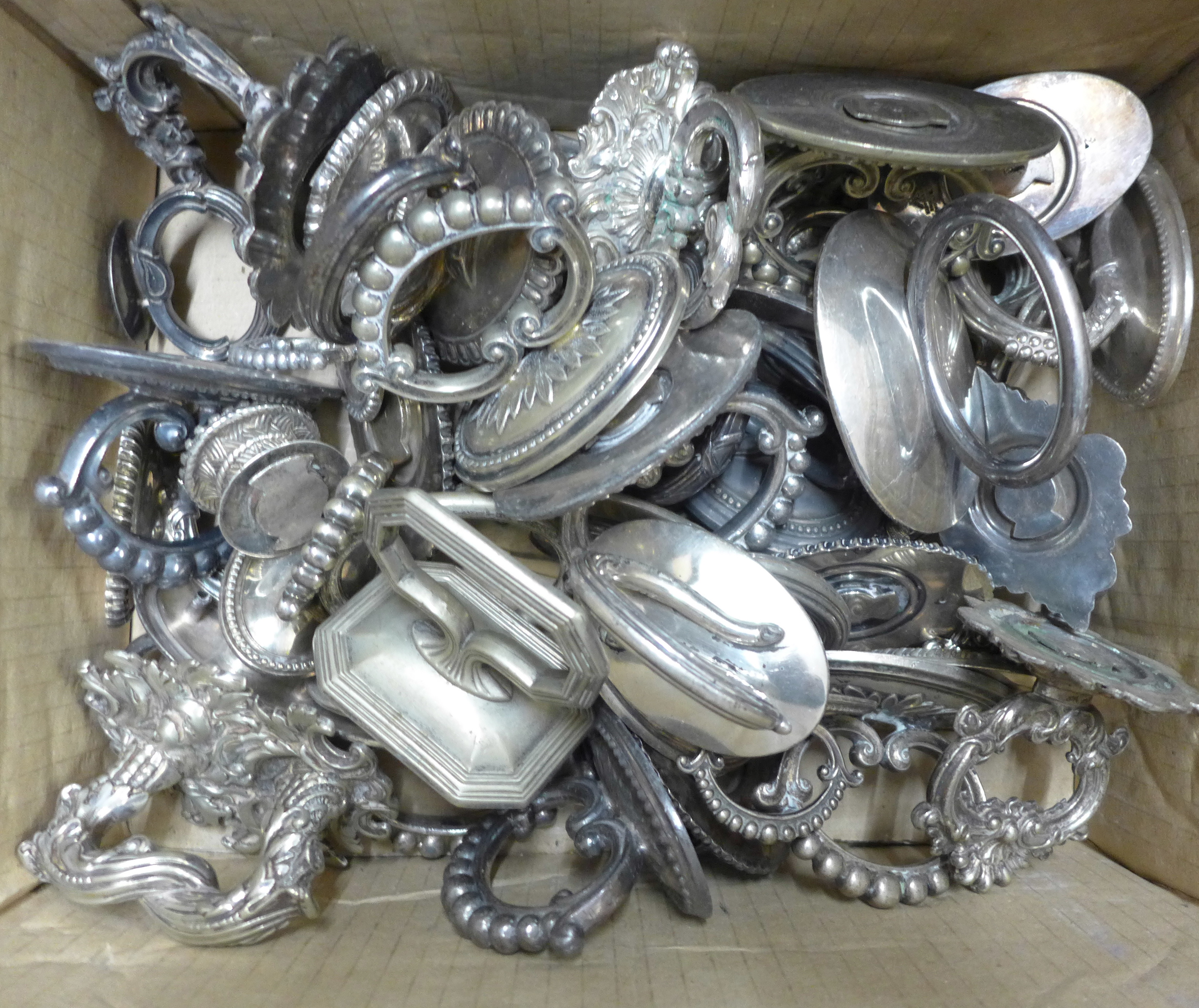 Tureen handles **PLEASE NOTE THIS LOT IS NOT ELIGIBLE FOR POSTING AND PACKING**