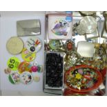 Costume jewellery, jet, French jet, compacts, etc.