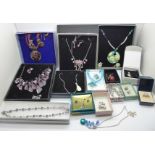A collection of jewellery, boxed