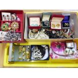 Costume jewellery, necklaces, brooches, watch, thimbles, etc.