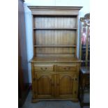 An oak dresser, 182cms h, 95cms w, 40cms d