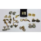 Thirteen pairs of vintage cufflinks, one pair a/f and a tie clasp