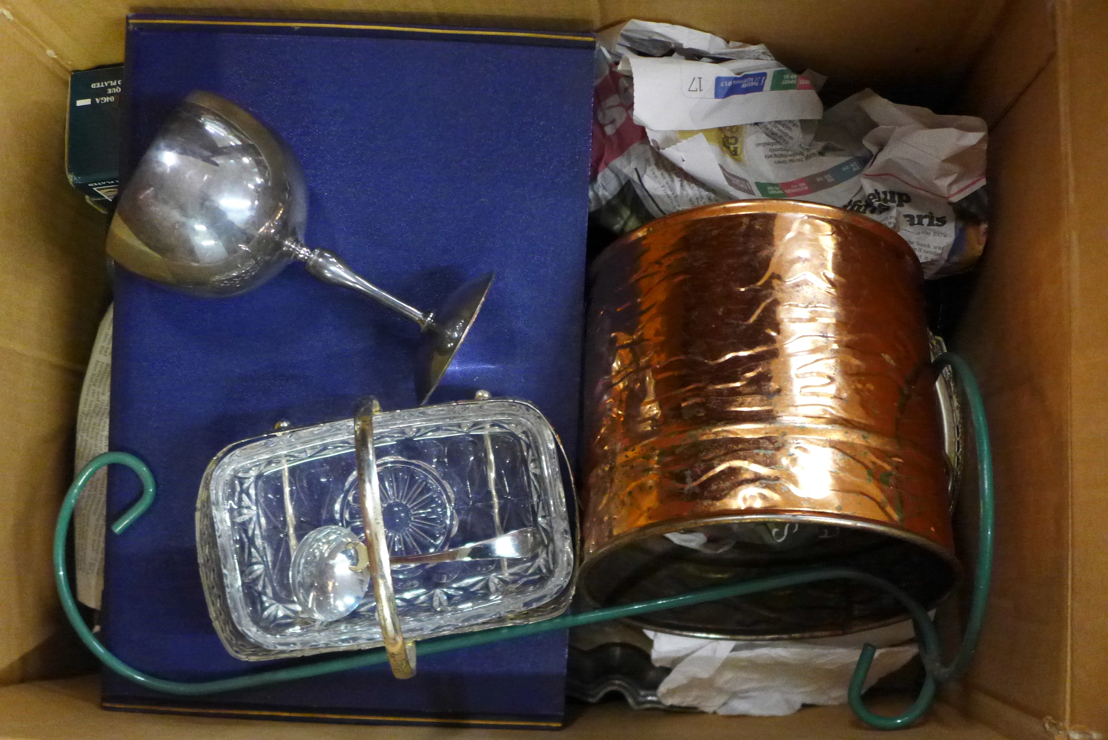 A large collection of china, glass, kitchenware and household items (9 boxes) **PLEASE NOTE THIS LOT - Image 8 of 8
