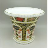 A Royal Crown Derby 1128 pattern vase or planter, 11.5cm