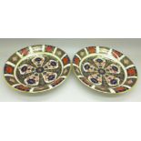 A pair of Royal Crown Derby 1128 pattern dishes, 16.5cm