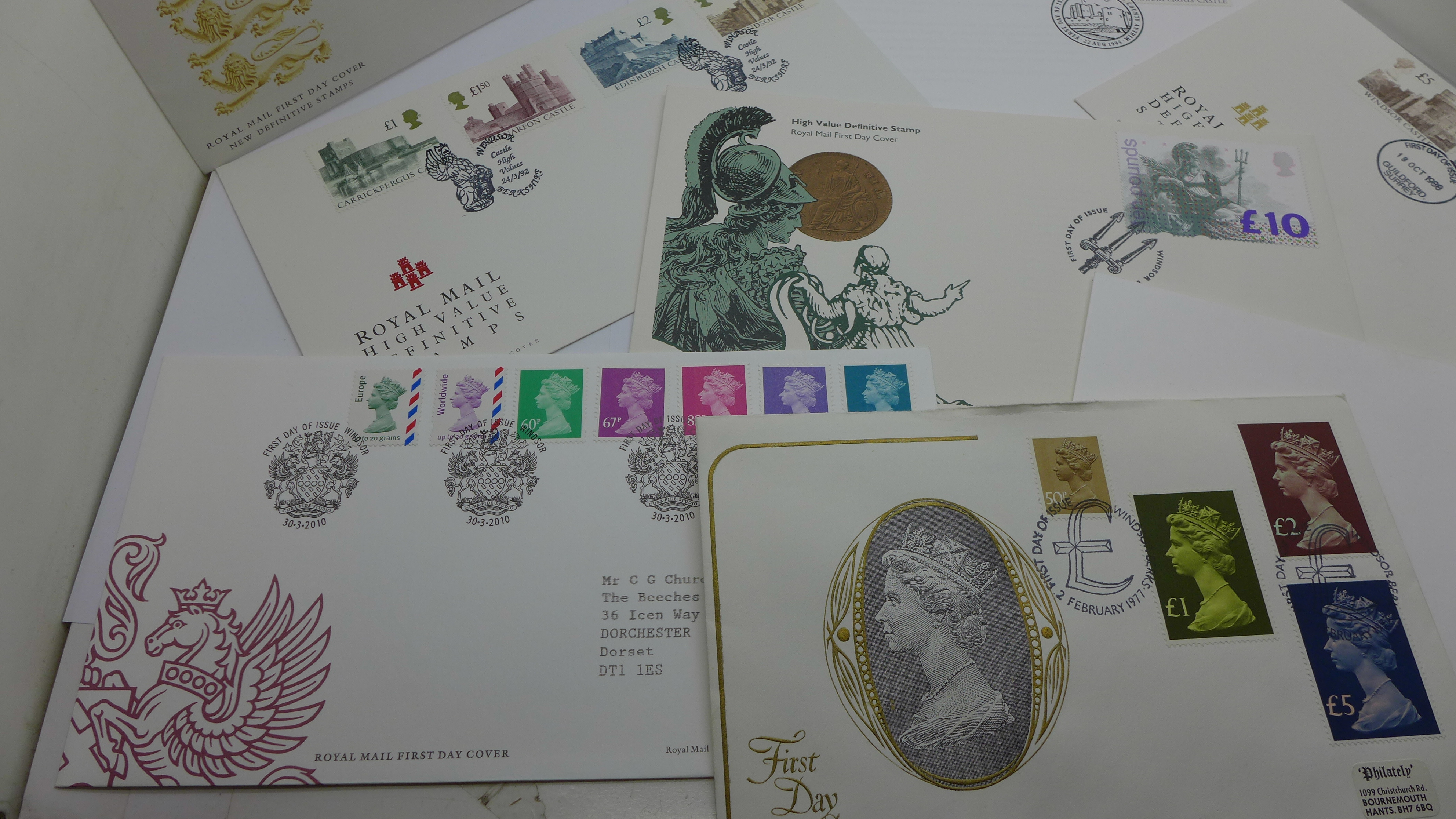 Stamp First Day Covers:-Castles, £1 to £5, Windsor and Guildford postmarks, Castle £3 with County - Image 2 of 5