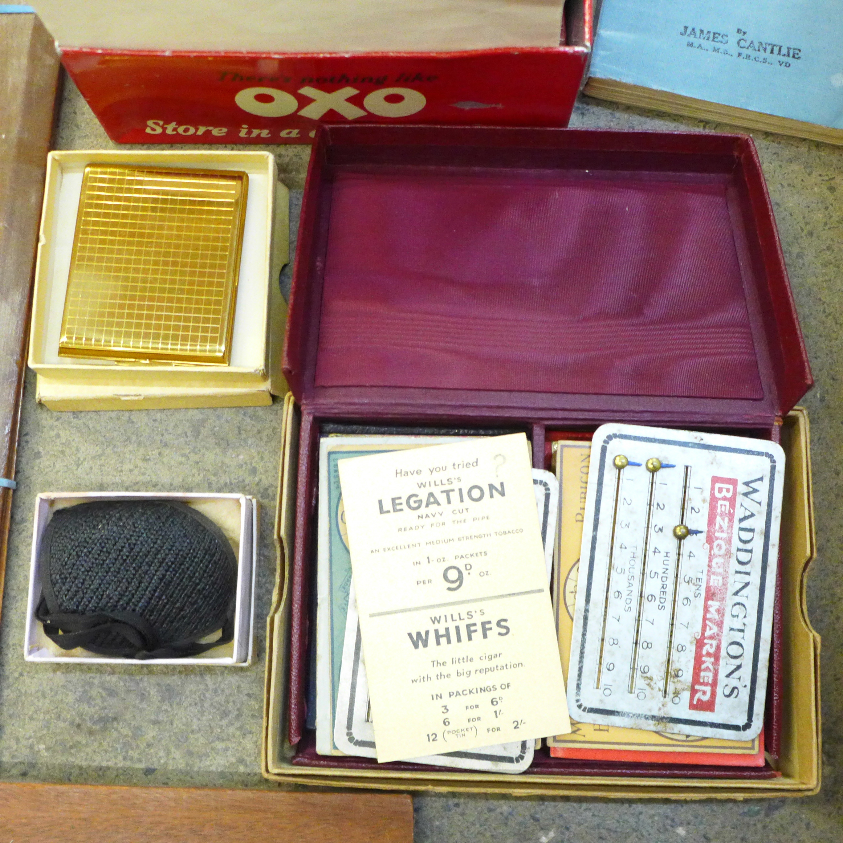 A box of assorted items, a collar box, a 1950's motor fuel ration book, a pair of scissors, a - Bild 2 aus 4