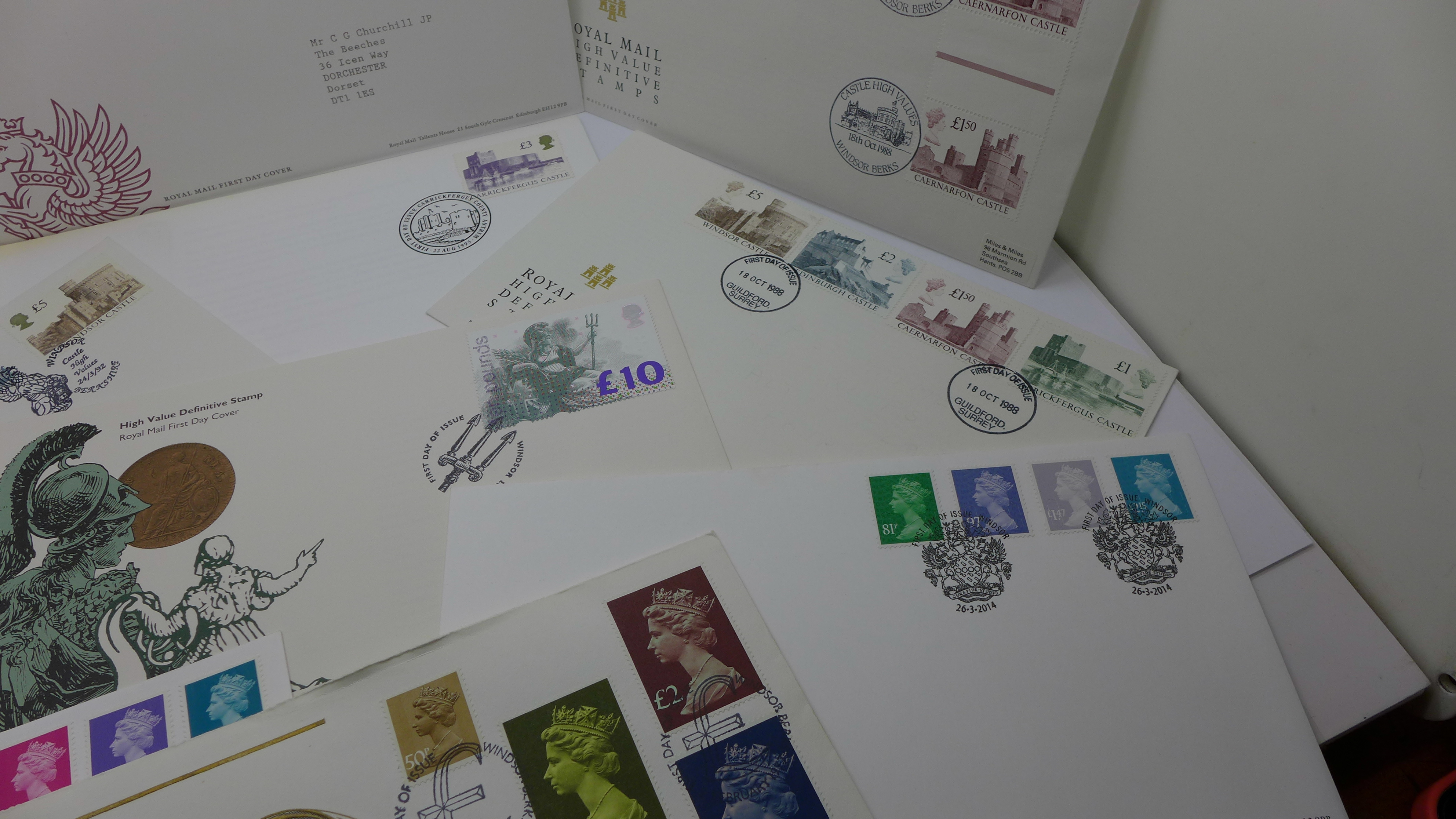Stamp First Day Covers:-Castles, £1 to £5, Windsor and Guildford postmarks, Castle £3 with County - Image 3 of 5