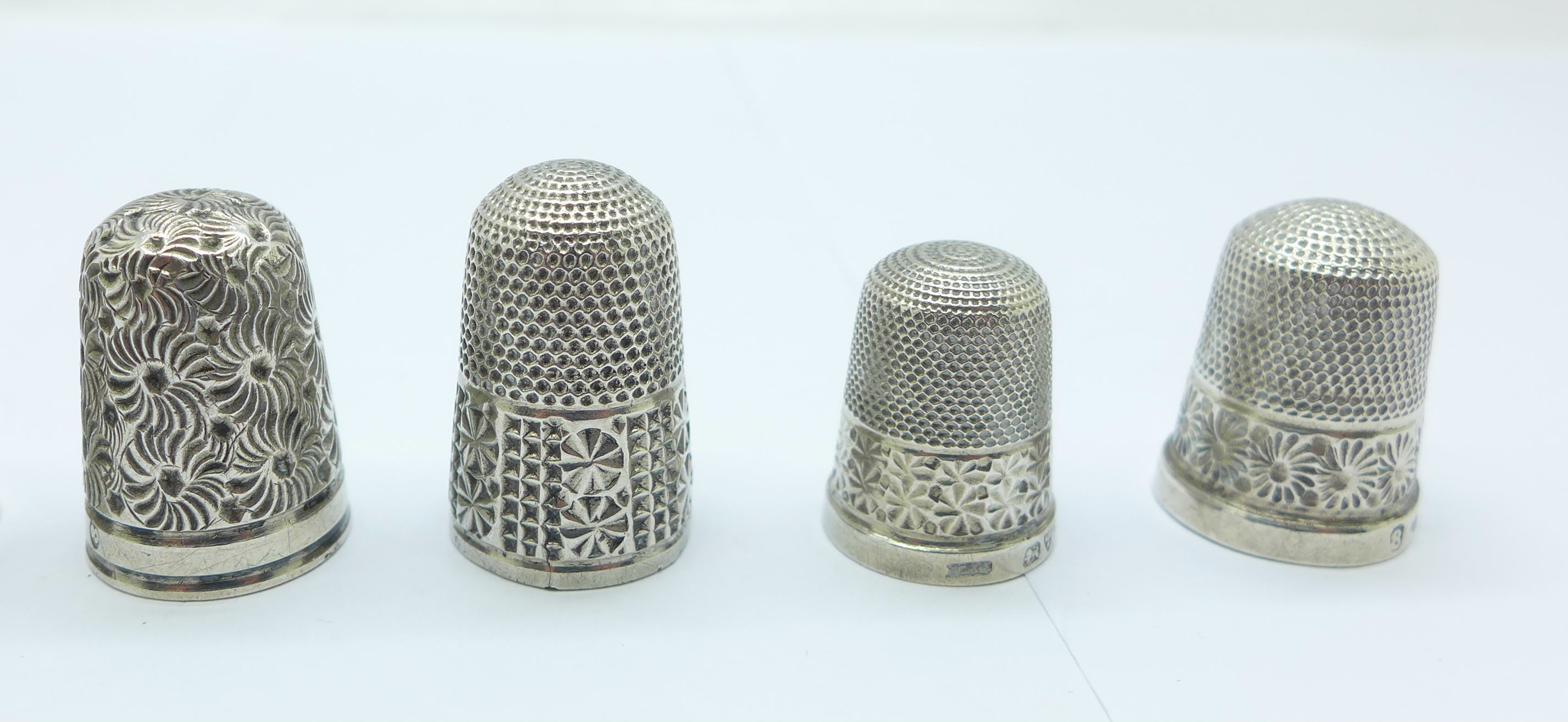 Nine silver thimbles including six late Victorian - Bild 3 aus 3