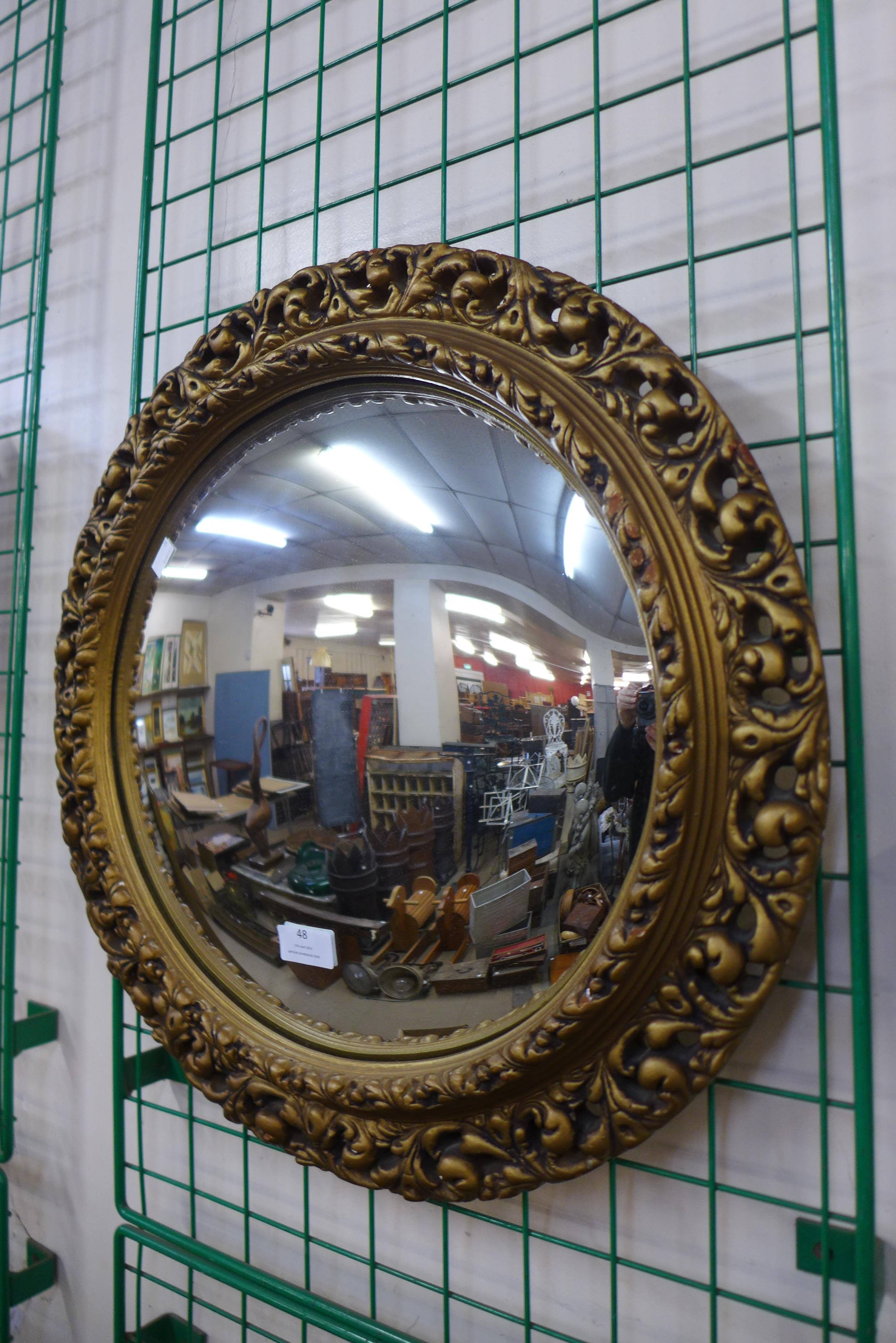 A gilt framed convex mirror - Image 2 of 2