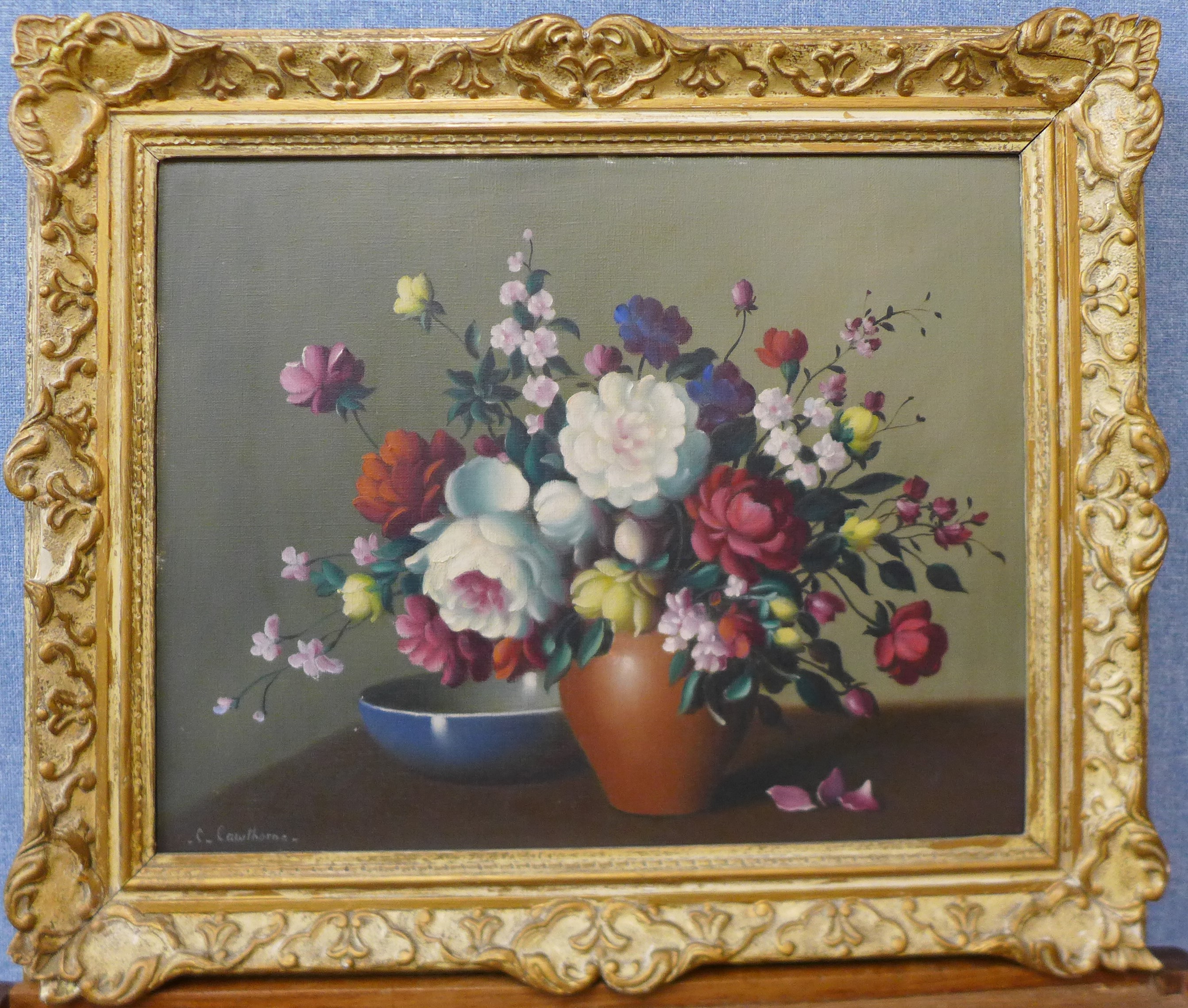 C. Cawthorne, still life of a vase of flowers, oil on canvas, 39 x 49cms, framed - Bild 2 aus 2
