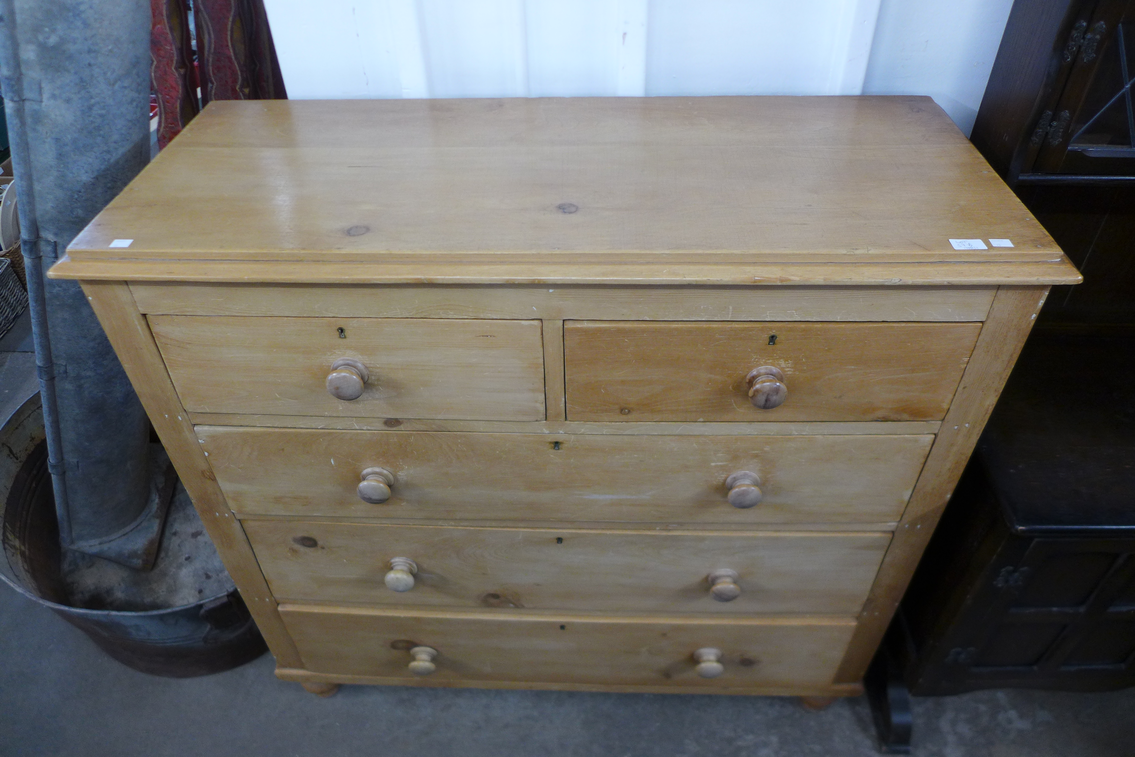 A Victorian pine chest of drawers - Image 2 of 2