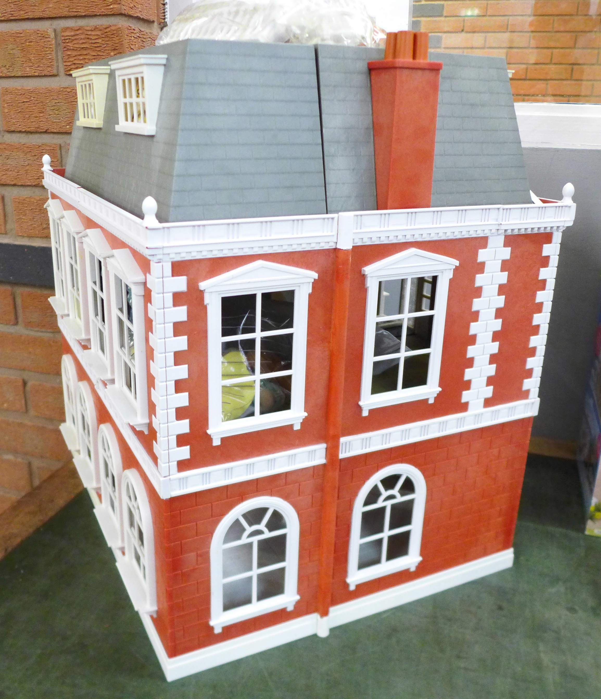 A Sylvanian Families mansion with contents (furniture) - Image 2 of 4