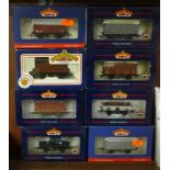 Eight Bachmann Branch Line 00 gauge model rail carriages, boxed