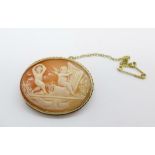 A 9ct gold mounted cameo brooch, 9.2g